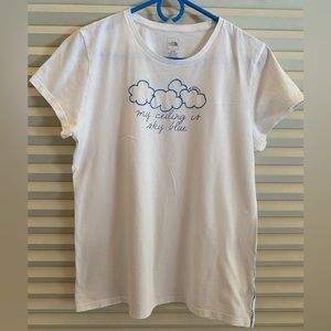 North Face t shirt. Excellent condition